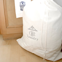 Load image into Gallery viewer, Laundry Bag with Gullichi Finish
